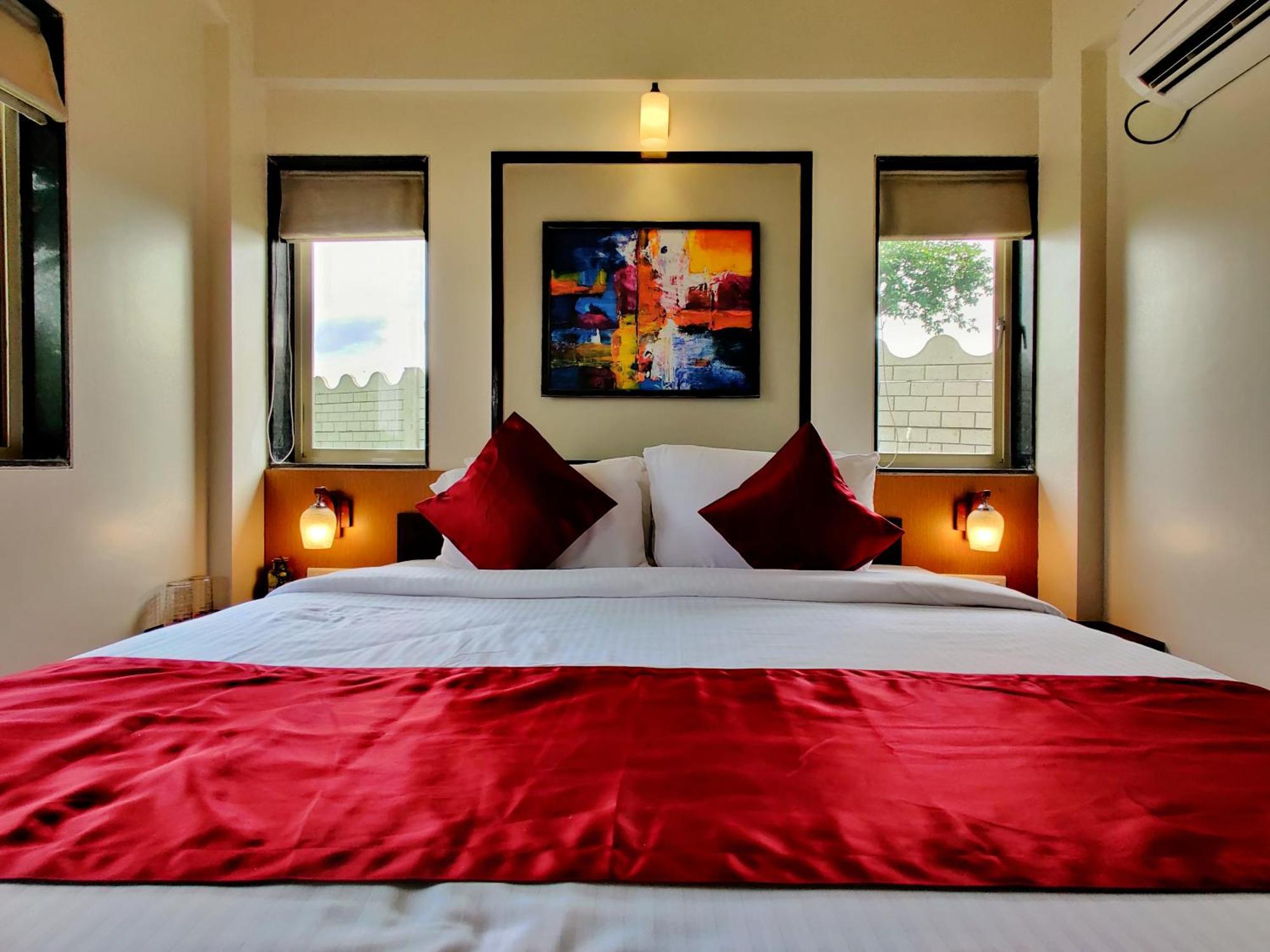 Pushpam Sanskruti Resort Karjat - A Pure Veg Resort Dhamni Екстер'єр фото